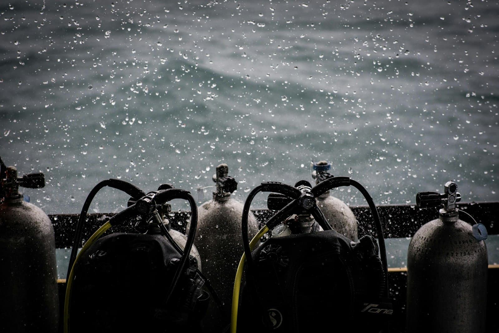 Dive equipment